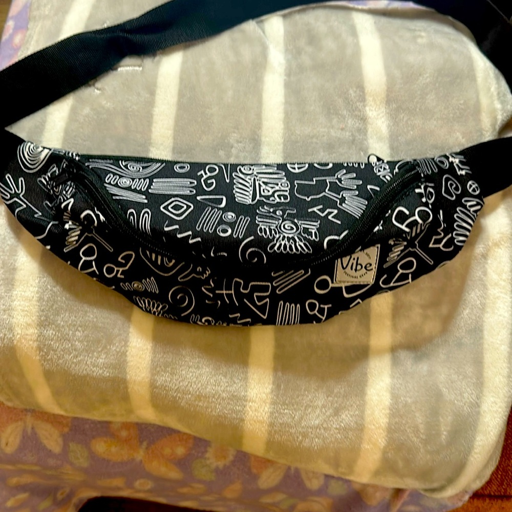 Fanny pack